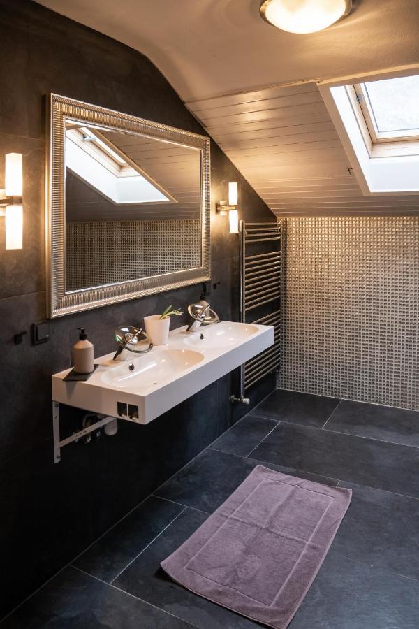 Chalet Happy Family, Secluded Location, 15 Min To Salzburg And Just Short To T Lakes Sound Of Music, Bbq&Bikes&Sunbeds For Free, Up To 14P ゴリング・アン・デア・ザルツァッハ エクステリア 写真
