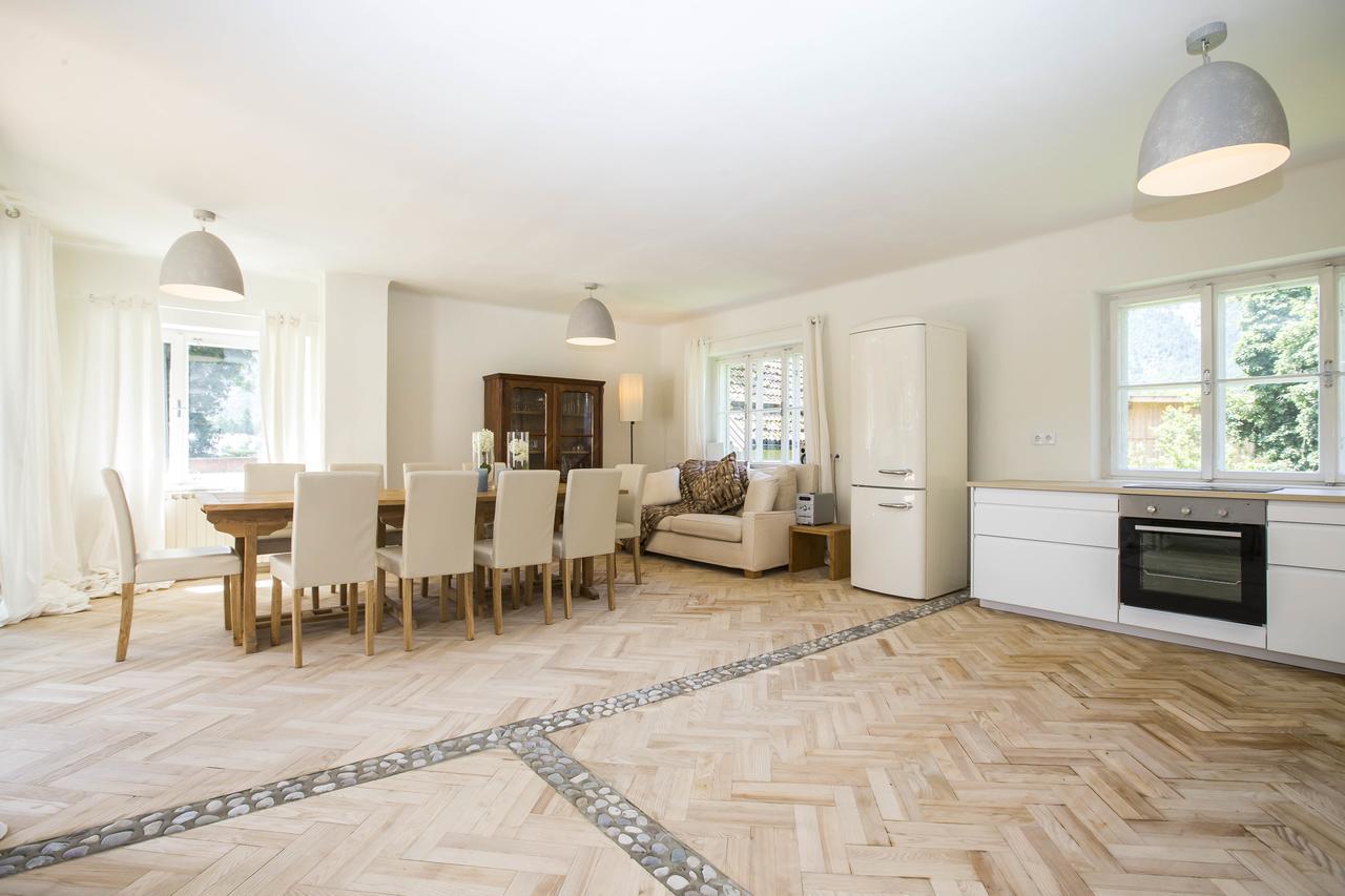 Chalet Happy Family, Secluded Location, 15 Min To Salzburg And Just Short To T Lakes Sound Of Music, Bbq&Bikes&Sunbeds For Free, Up To 14P ゴリング・アン・デア・ザルツァッハ エクステリア 写真